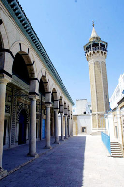 HPacha05 Tunis medina